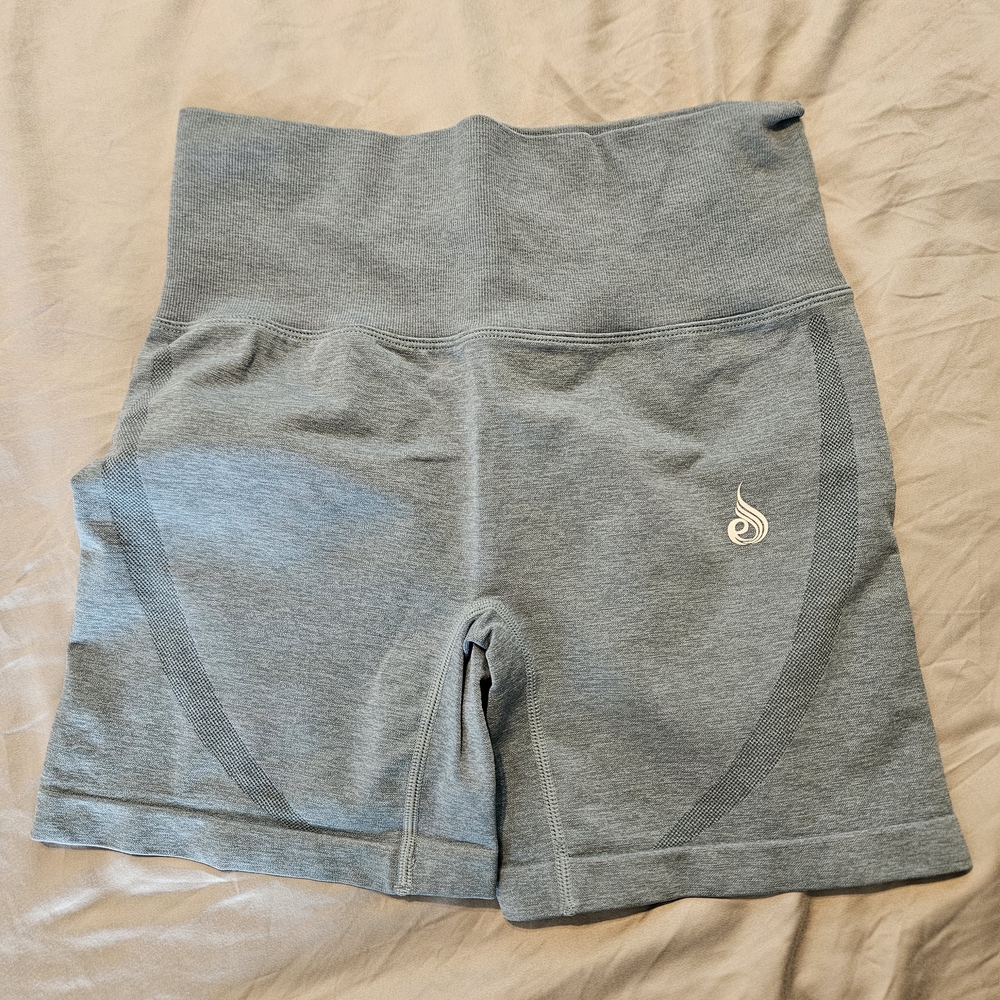 Ryderwear Women's Gray High-Waist Seamless Athletic Bike Shorts